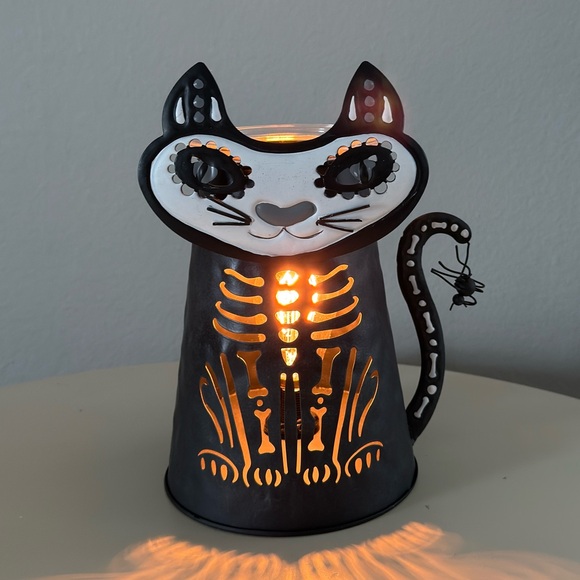 Scentsy Other - Scentsy Very Superstitious Warmer Spooky Black Cat
Halloween NIB Retired